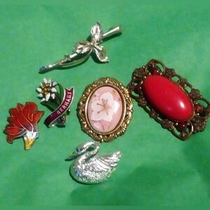 Lot Of Six Vintage Brooches Pins Swan Flowers Pastilli Gerry